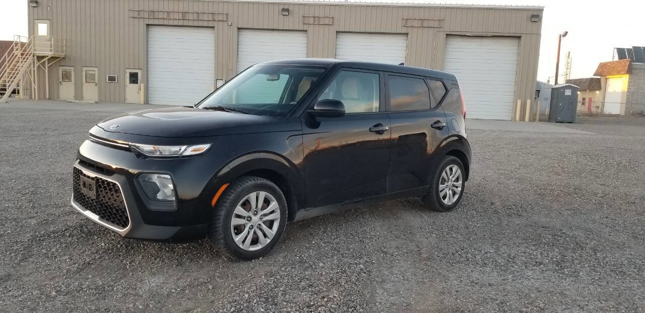 Used 2021 Kia Soul LX FWD image 1