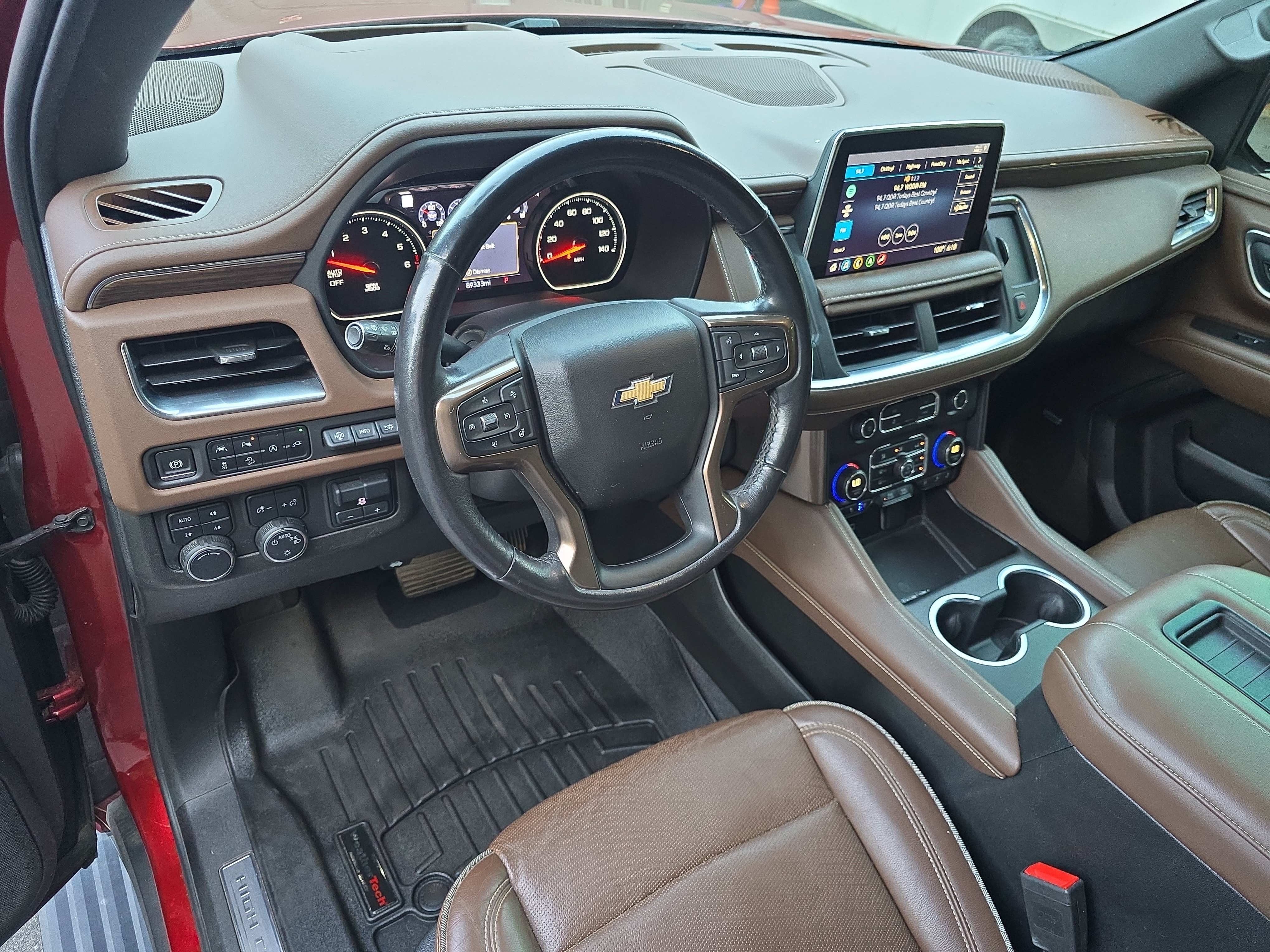 Used 2021 Chevrolet Tahoe High Country w/ Premium Package AWD/4WD image 18
