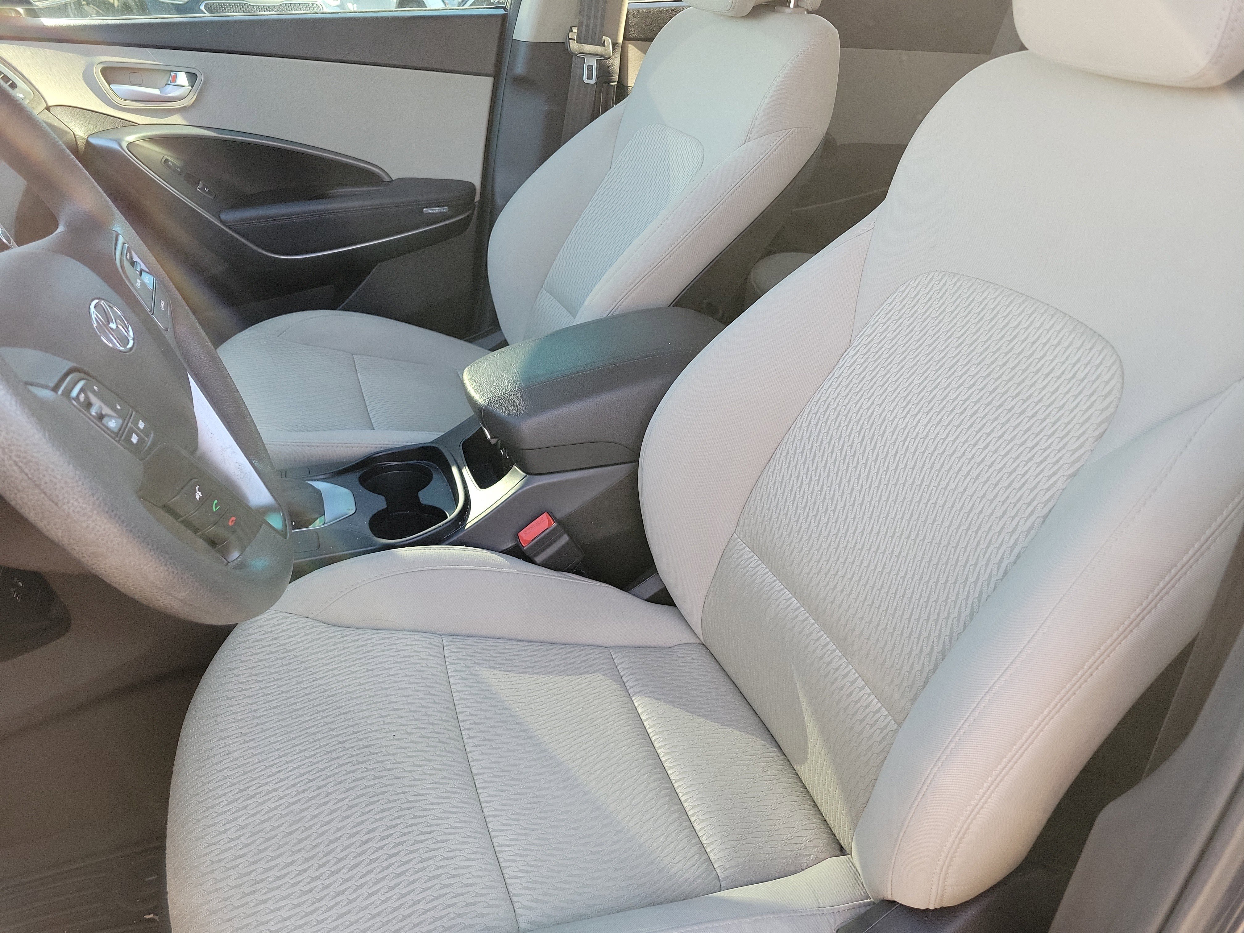 Used 2018 Hyundai Santa Fe Sport w/ 2.4L Value Package 02 image 4