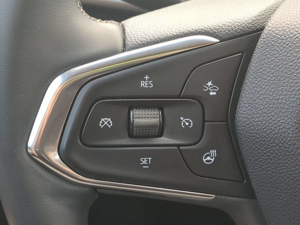 Used 2024 Chevrolet Trax LT w/ LT Convenience Package FWD image 21