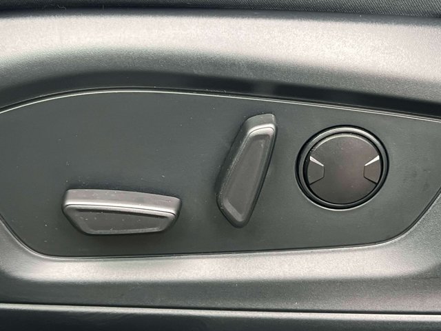 Used 2026 Ford Explorer Active AWD/4WD image 24
