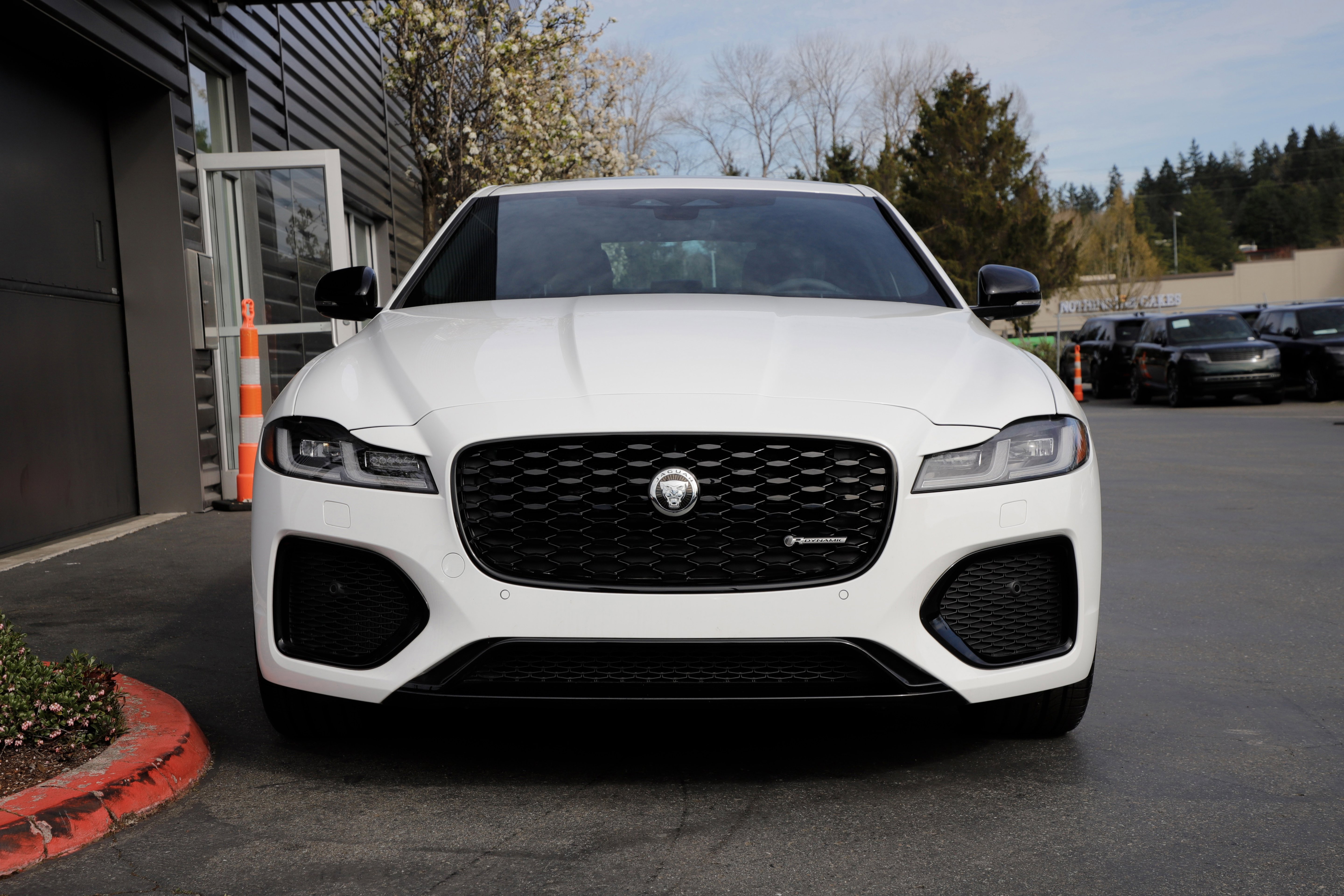 New 2024 Jaguar XF R-Dynamic SE image 6