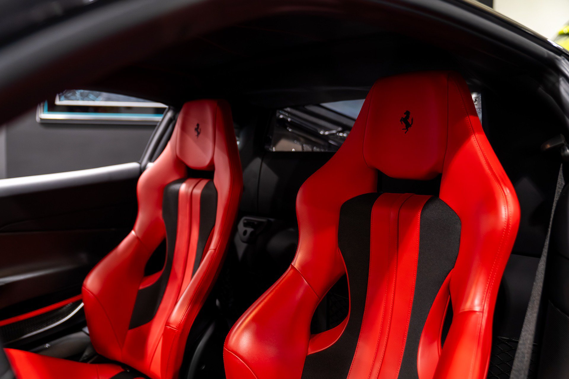 Used 2020 Ferrari 488 Pista Coupe RWD image 2