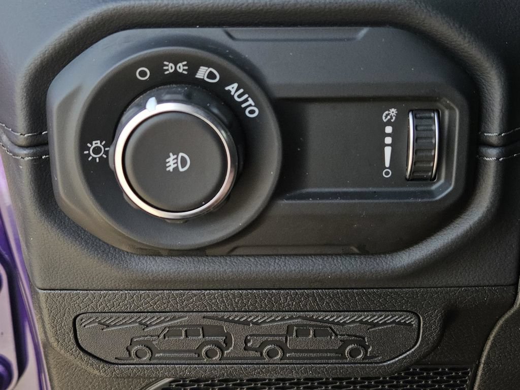 Used 2026 Jeep Wrangler Unlimited Rubicon 392 w/ Quick Order Package 27X Moab AWD/4WD image 15