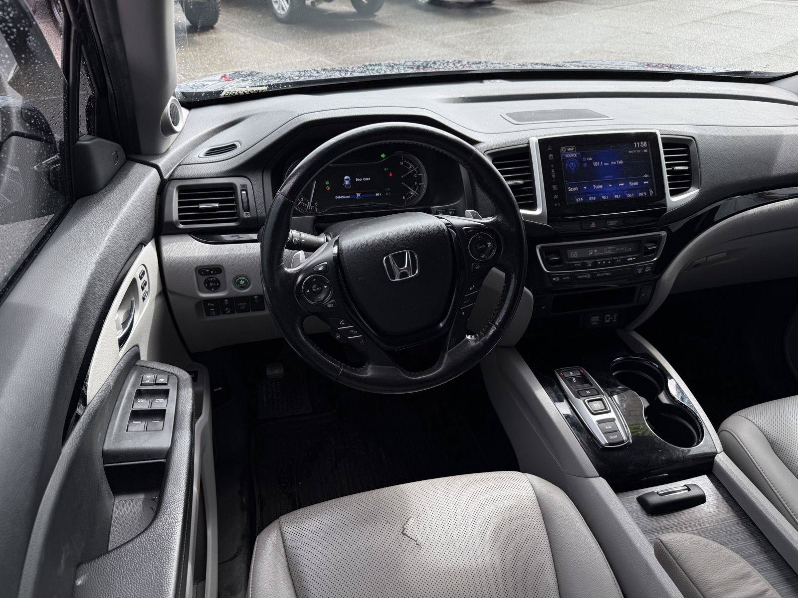Used 2020 Honda Ridgeline RTL-E image 12