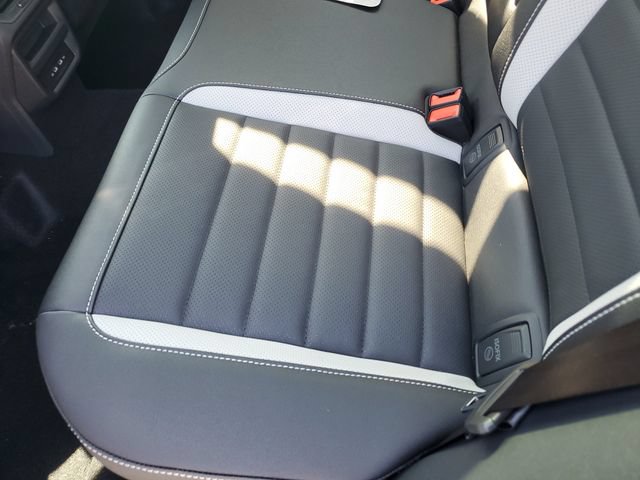 New 2026 Volkswagen Taos SEL AWD/4WD image 15