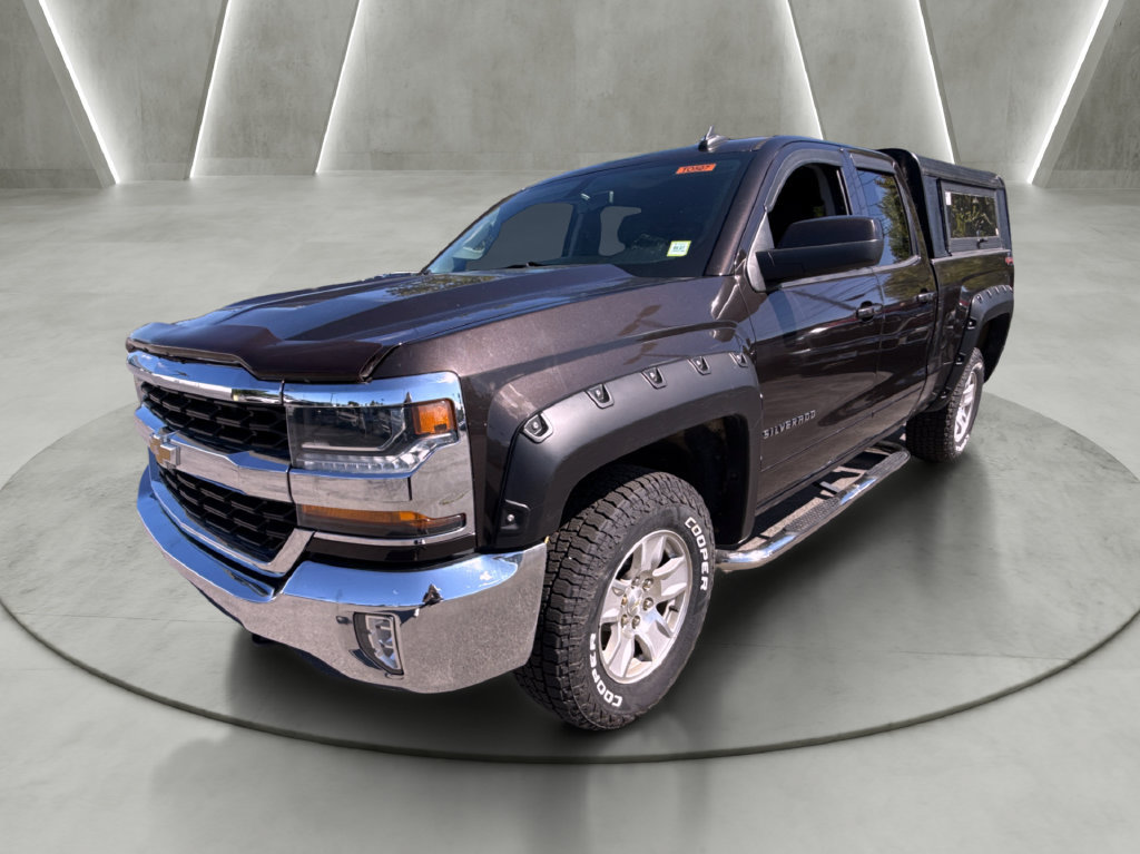 Used 2018 Chevrolet Silverado 1500 LT w/ All Star Edition AWD/4WD image 7