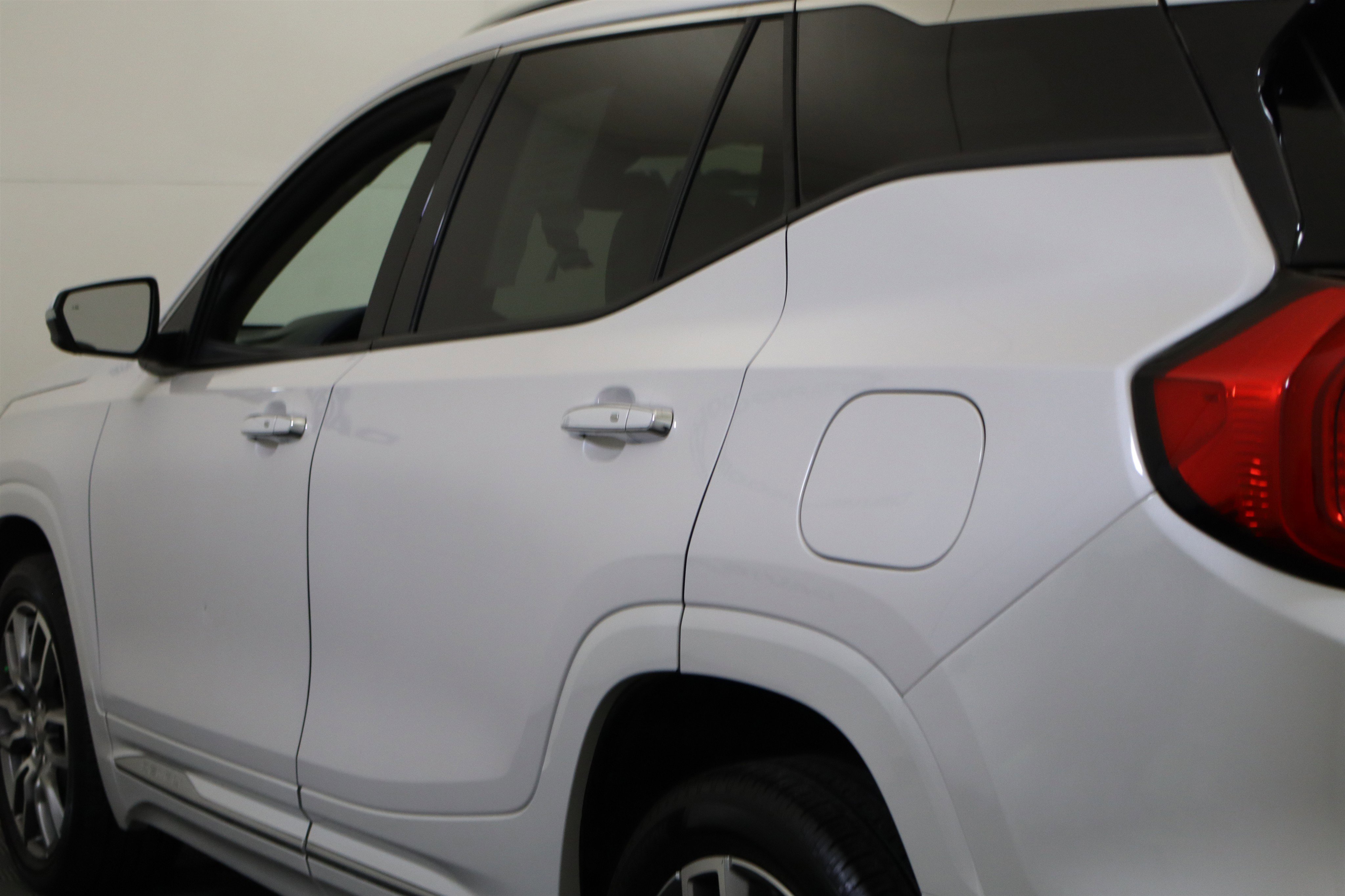 Used 2023 GMC Terrain Denali w/ Denali Premium Package image 46