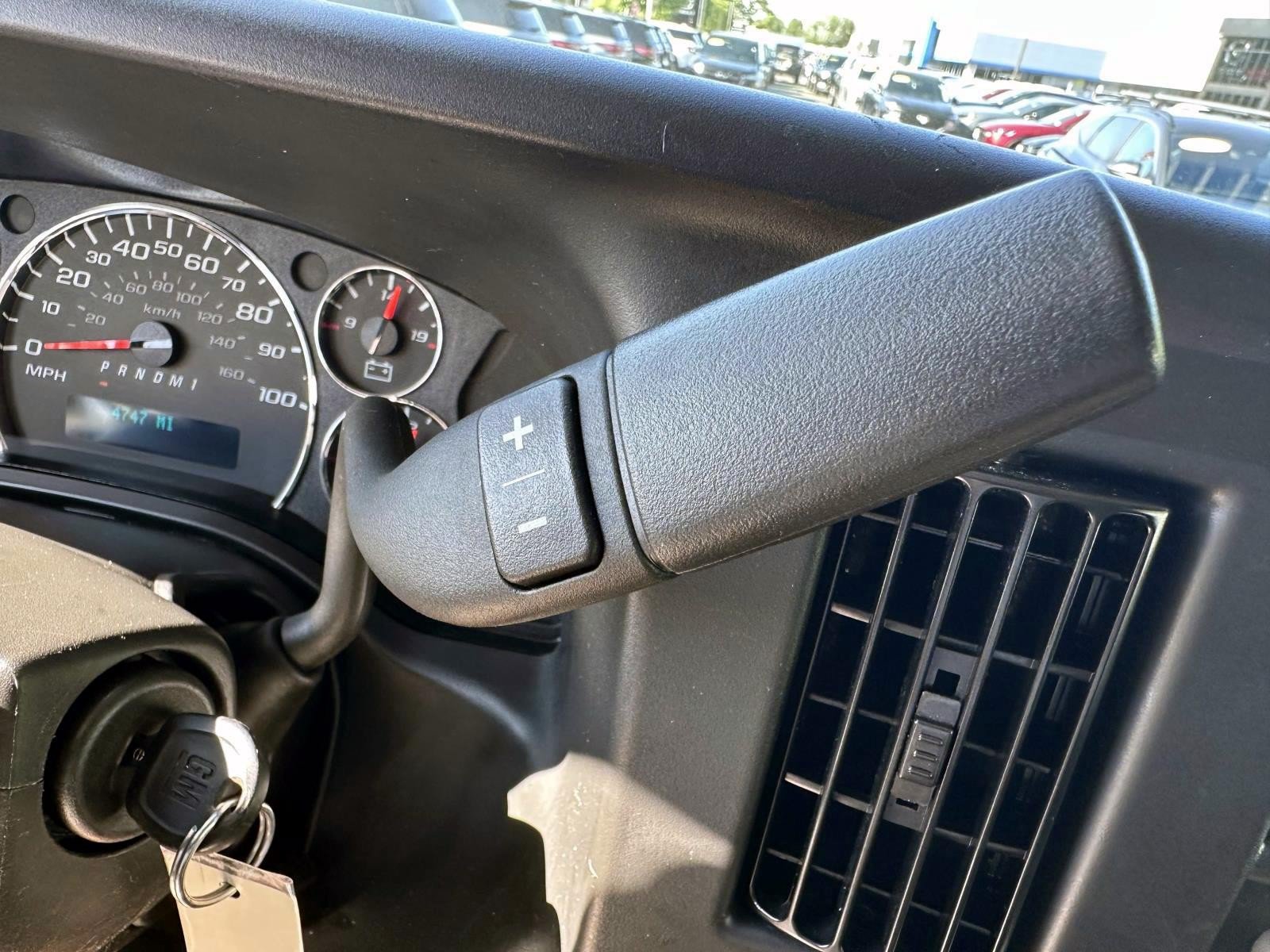 Used 2025 Chevrolet Express 2500 RWD image 21