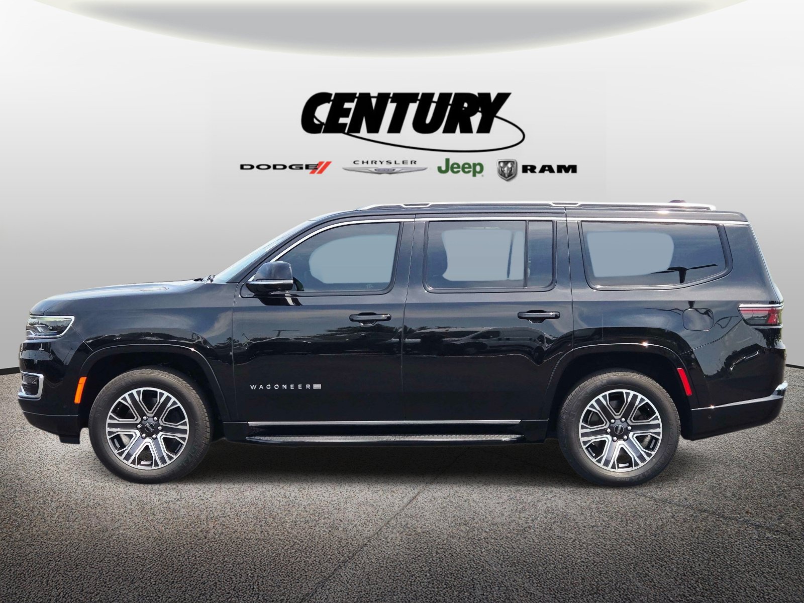 Used 2025 Jeep Wagoneer 4WD w/ Convenience Group I image 7