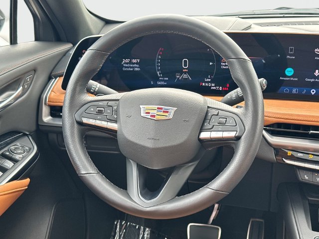 Used 2025 Cadillac XT4 Sport AWD/4WD image 7