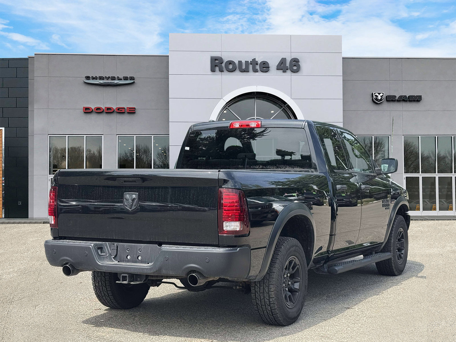 Used 2022 RAM 1500 Warlock AWD/4WD image 5