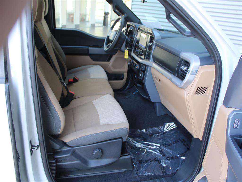 Used 2023 Ford F150 XLT image 40