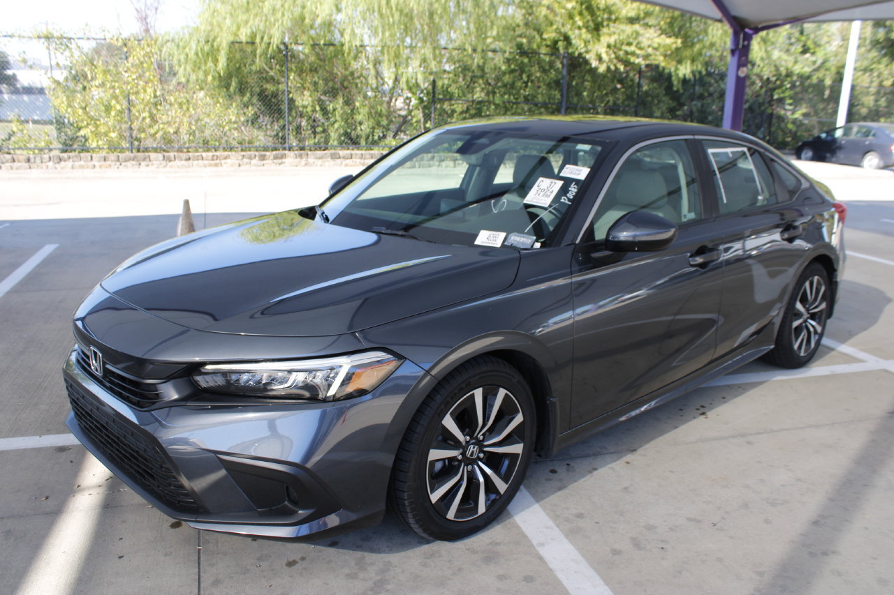 Used 2024 Honda Civic EX image 1