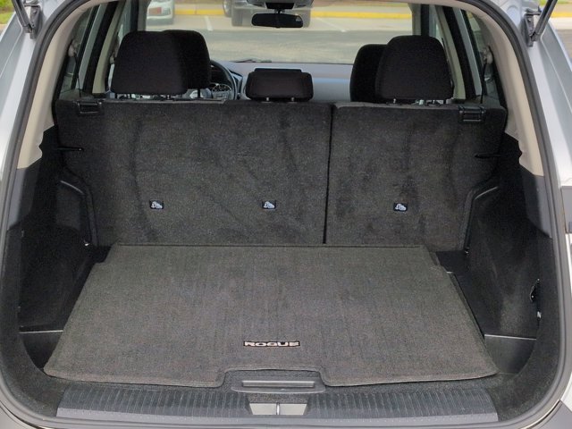 Certified 2023 Nissan Rogue SV image 14