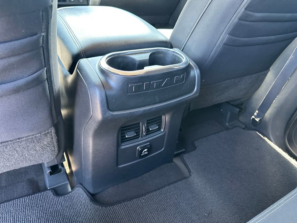 Used 2017 Nissan Titan SV AWD/4WD image 34