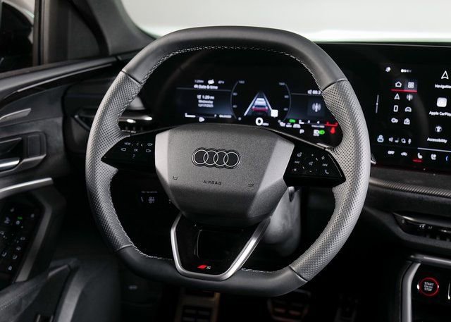 New 2025 Audi SQ5 Prestige image 14