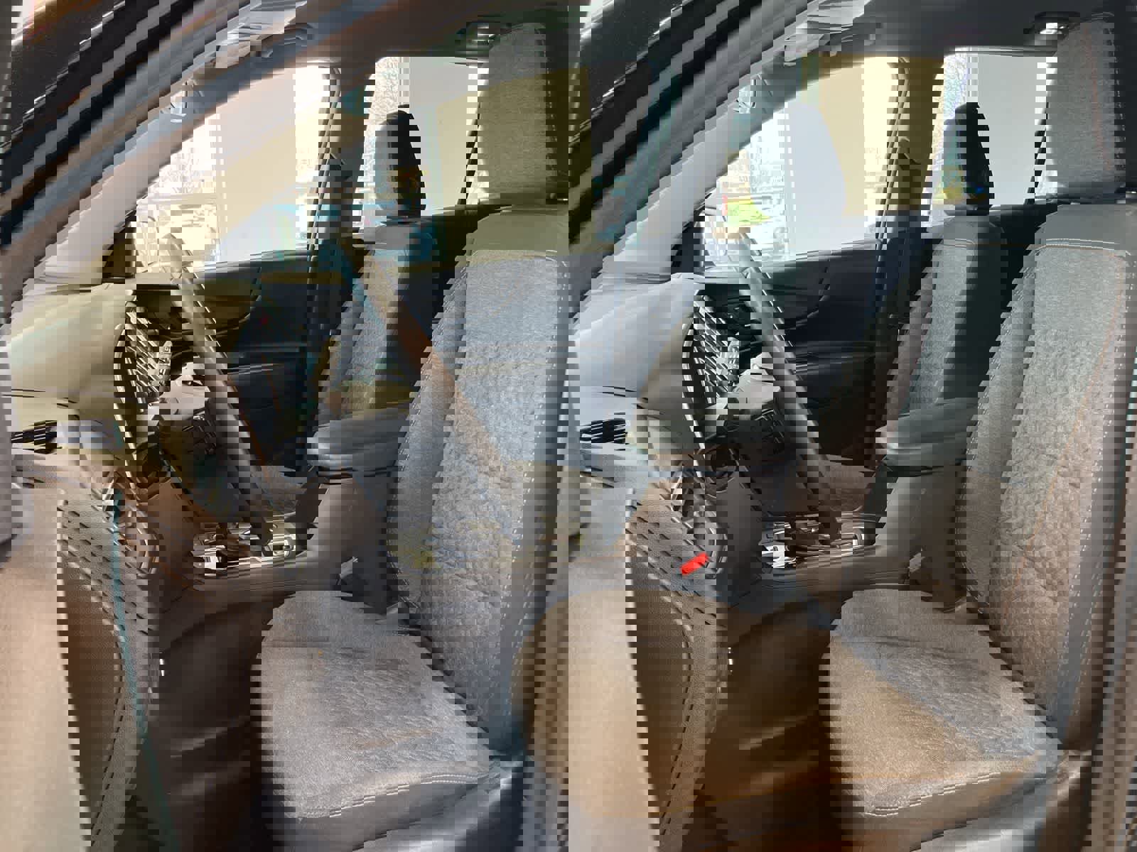 Used 2024 Chevrolet Equinox LT image 10