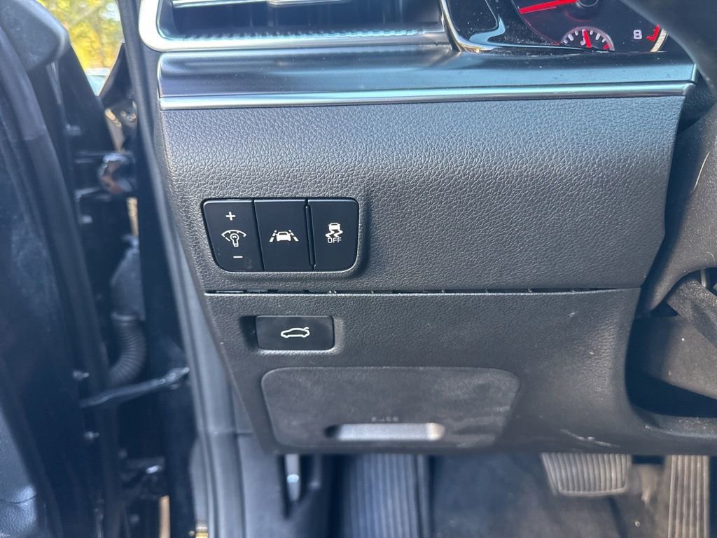 Used 2023 Kia K5 GT image 24