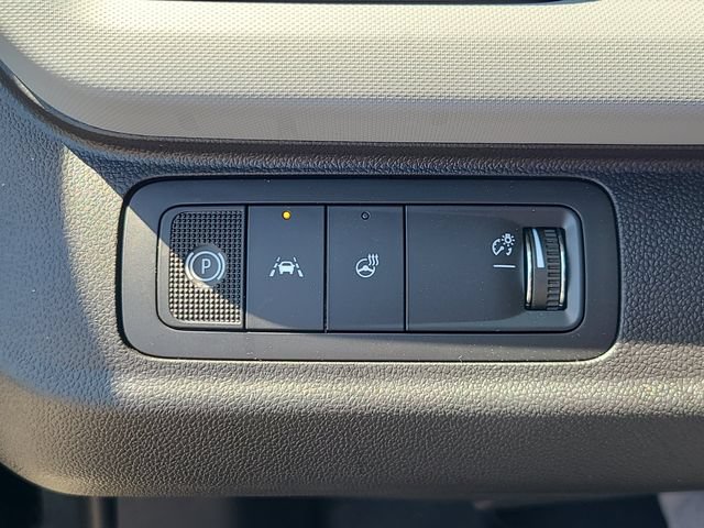 New 2027 Chevrolet Bolt RS w/ Super Cruise Package FWD image 24