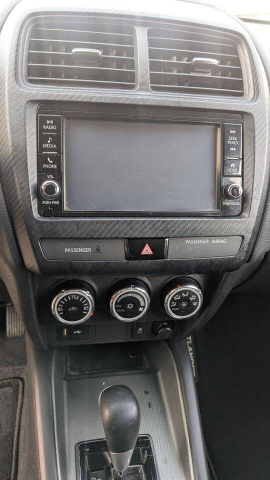 Used 2019 Mitsubishi Outlander Sport LE image 33