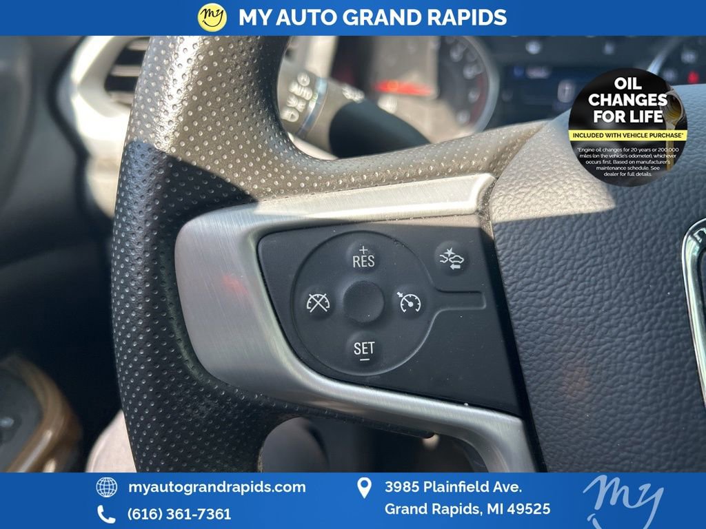 Used 2023 GMC Acadia SLE w/ Driver Convenience Package image 19