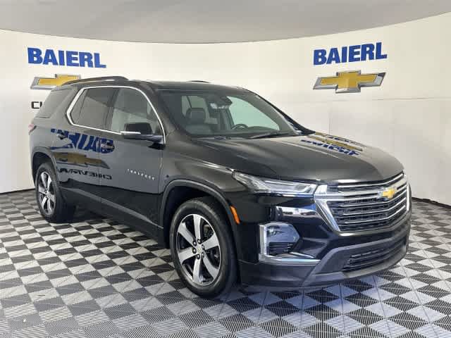 Used 2023 Chevrolet Traverse LT w/ LT Premium Package AWD/4WD image 7