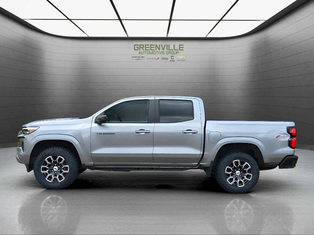 Used 2023 Chevrolet Colorado Z71 w/ Z71 Convenience Package 2 image 3