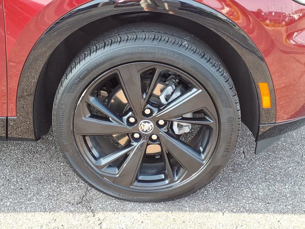 Certified 2022 Buick Envision Preferred FWD image 9