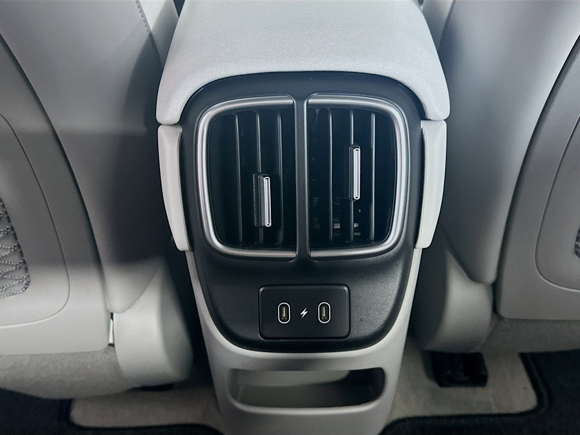 Used 2024 Hyundai Ioniq 6 SEL image 28