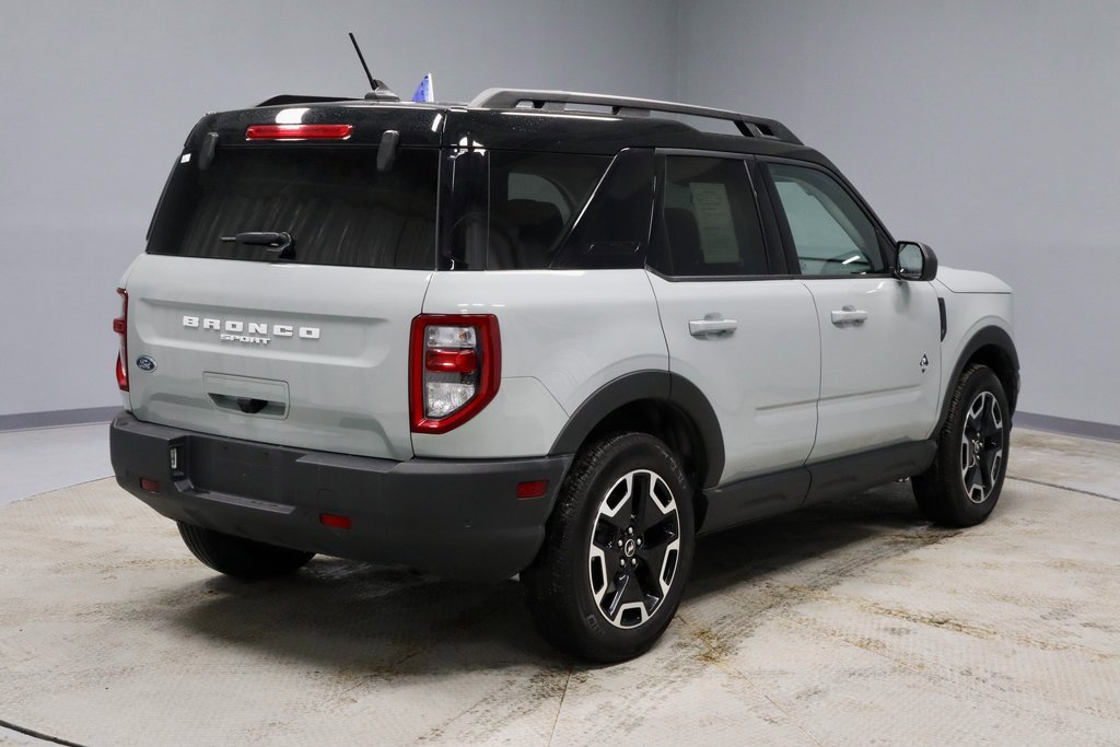 Certified 2022 Ford Bronco Sport Outer Banks w/ Tech Package image 11