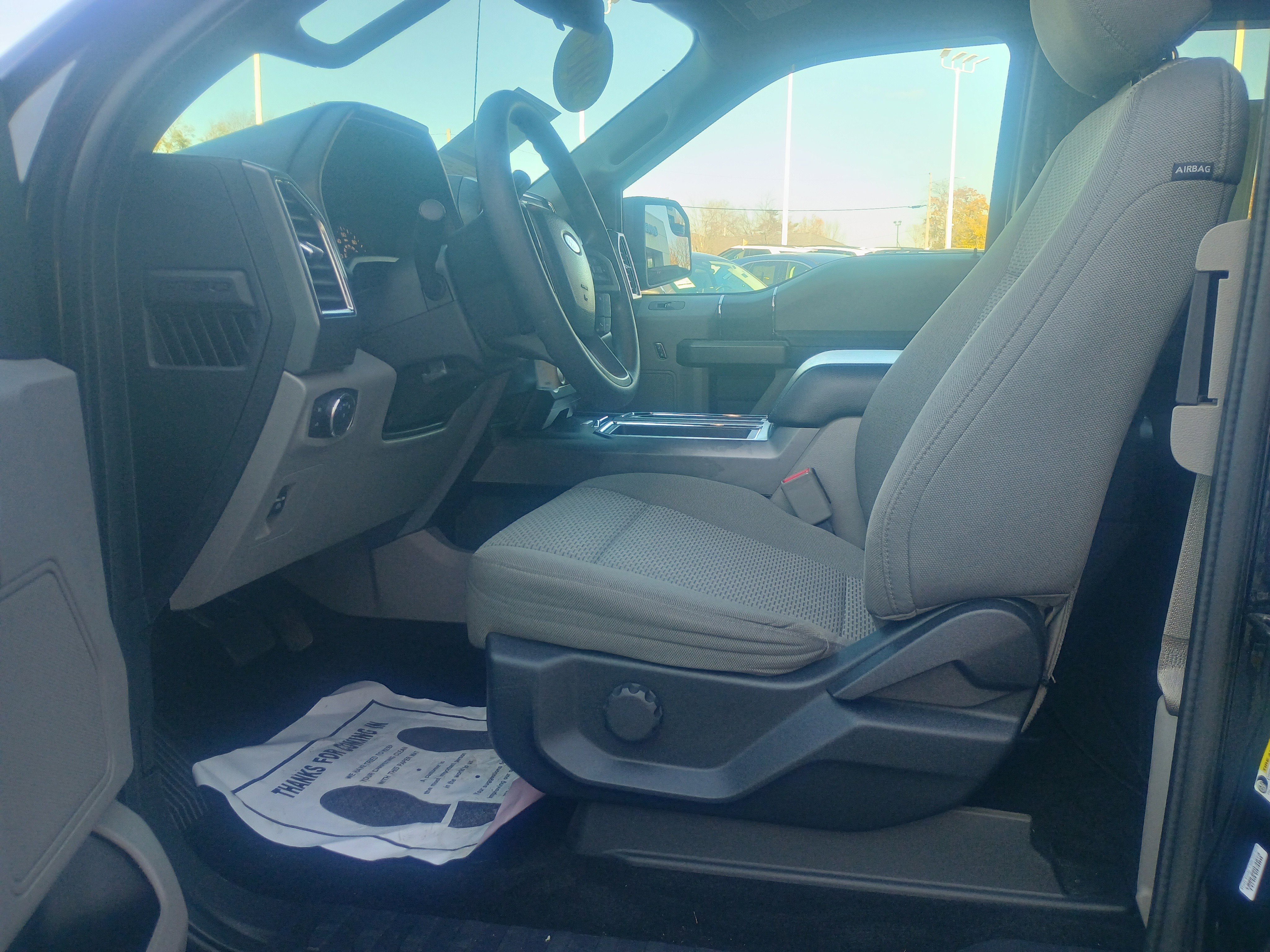 Used 2017 Ford F150 XLT image 22