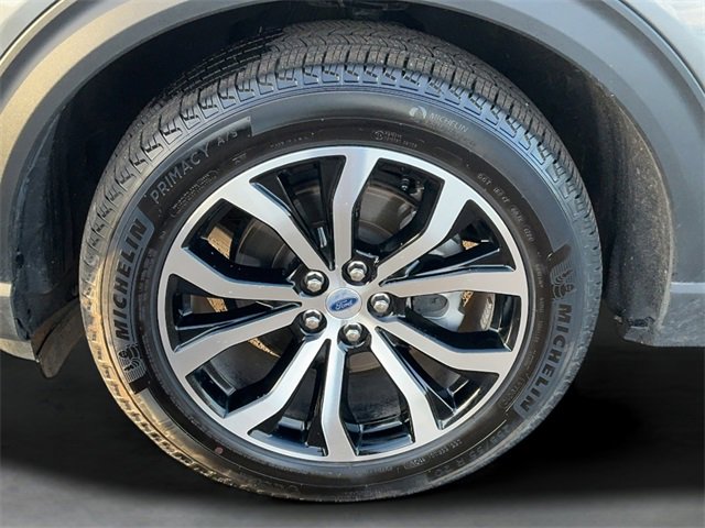 Used 2025 Ford Explorer ST-Line image 9