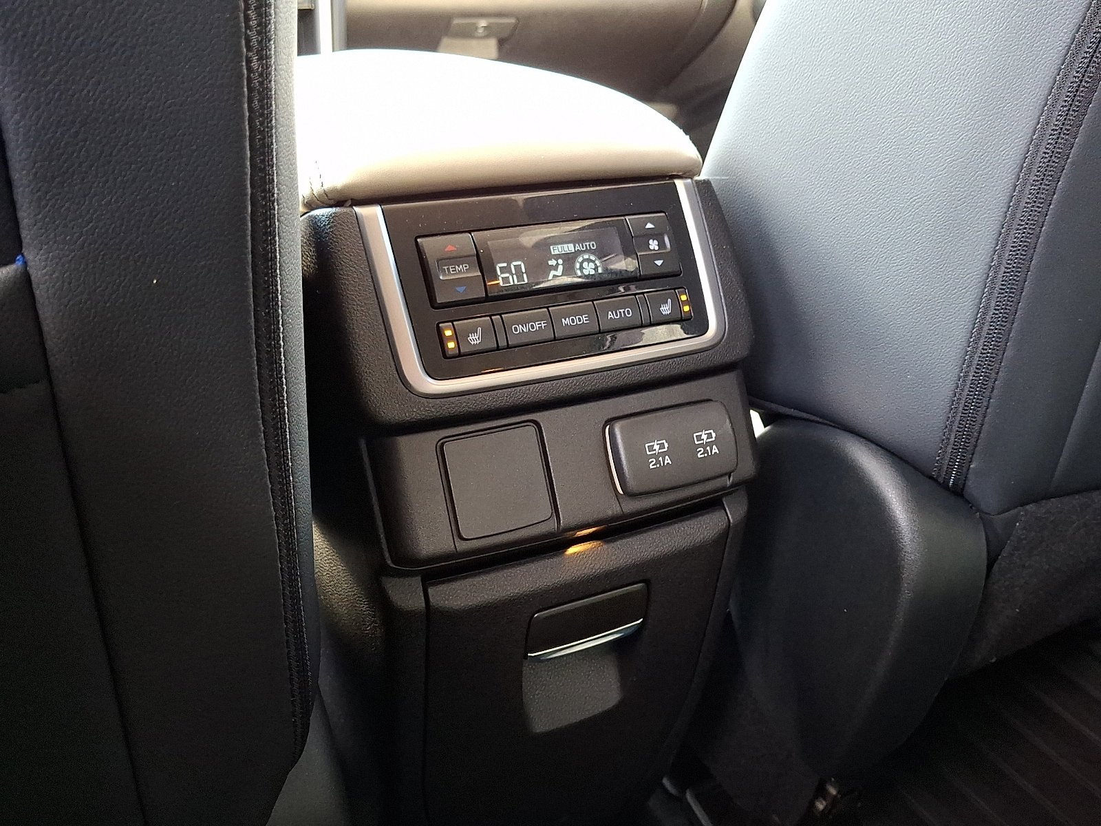 Used 2019 Subaru Ascent Limited AWD/4WD image 13