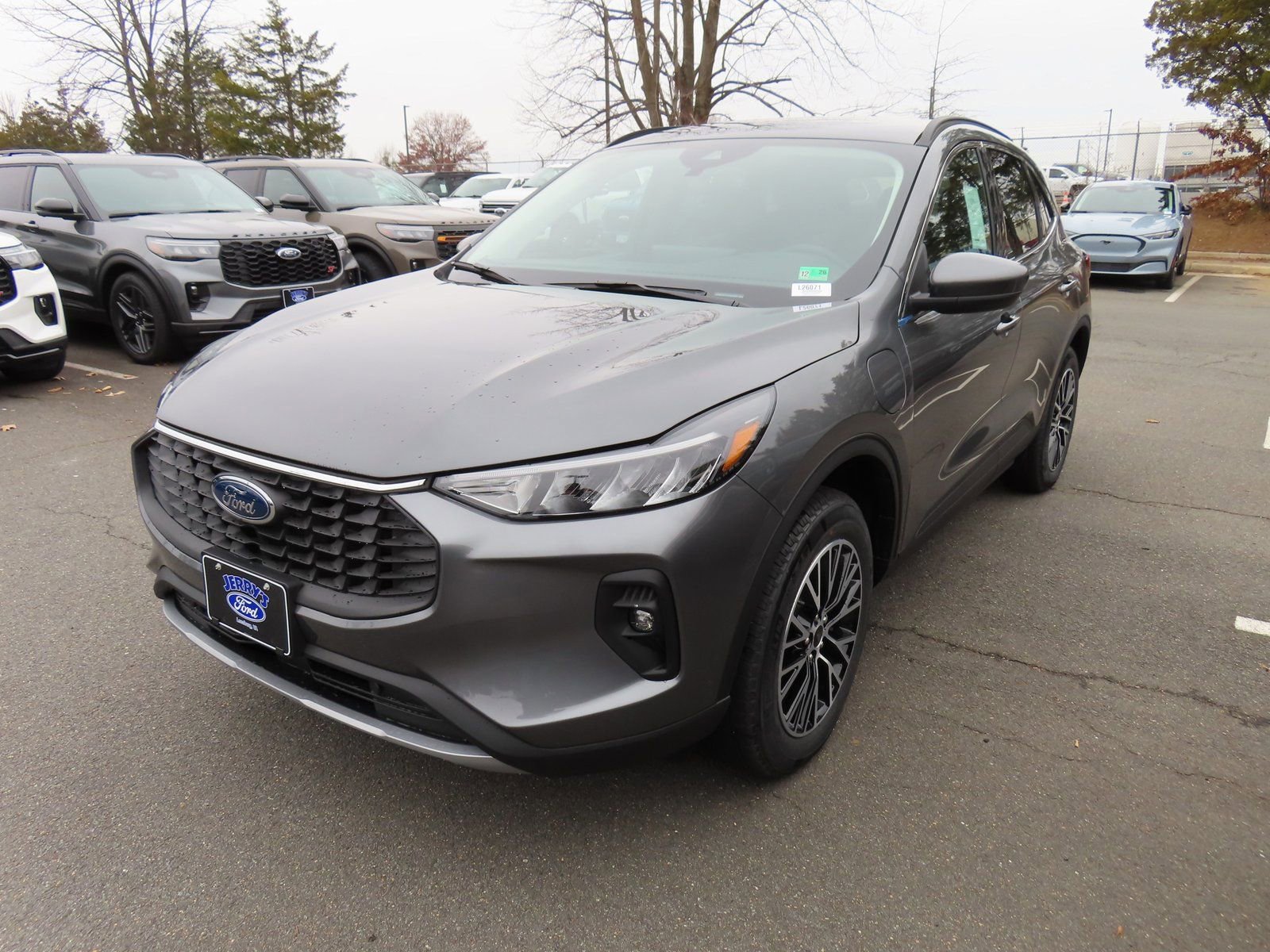 New 2026 Ford Escape SE image 3