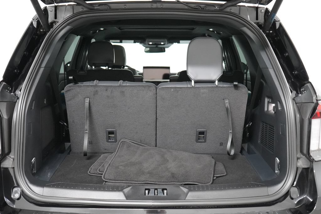 New 2026 Ford Explorer ST-Line w/ ST-Line Street Pack AWD/4WD image 32