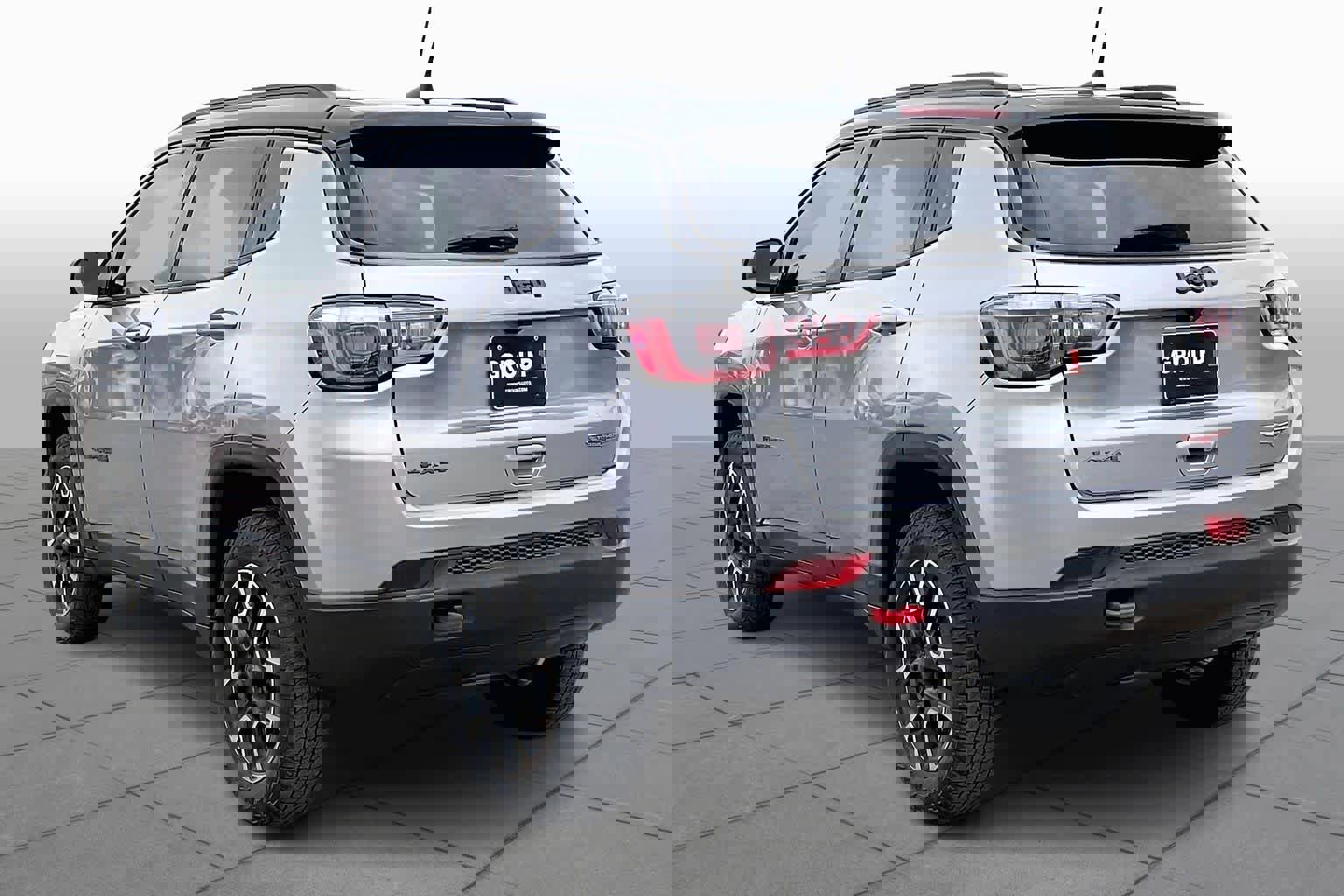 Used 2019 Jeep Compass Trailhawk image 12