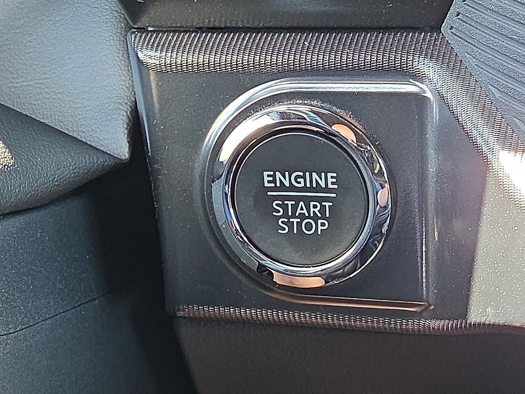 Used 2025 Ford F150 Raptor AWD/4WD image 28