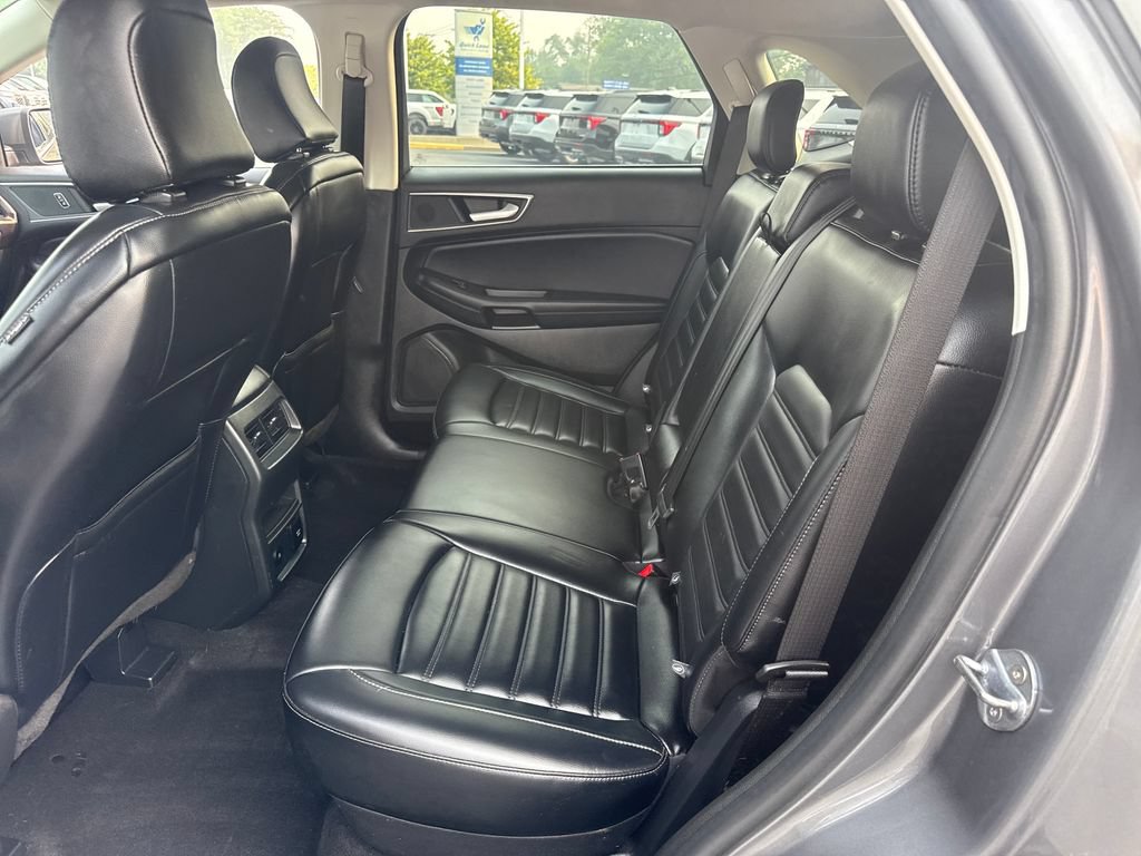 Used 2024 Ford Edge SEL w/ Convenience Package AWD/4WD image 16