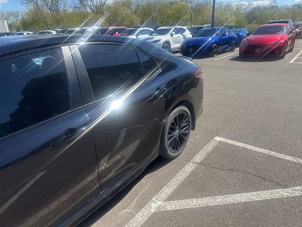 Used 2021 Toyota Camry SE AWD/4WD image 7