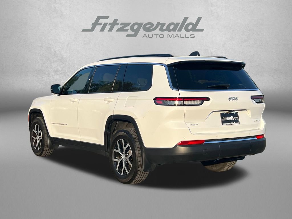 Used 2024 Jeep Grand Cherokee L Limited AWD/4WD image 8