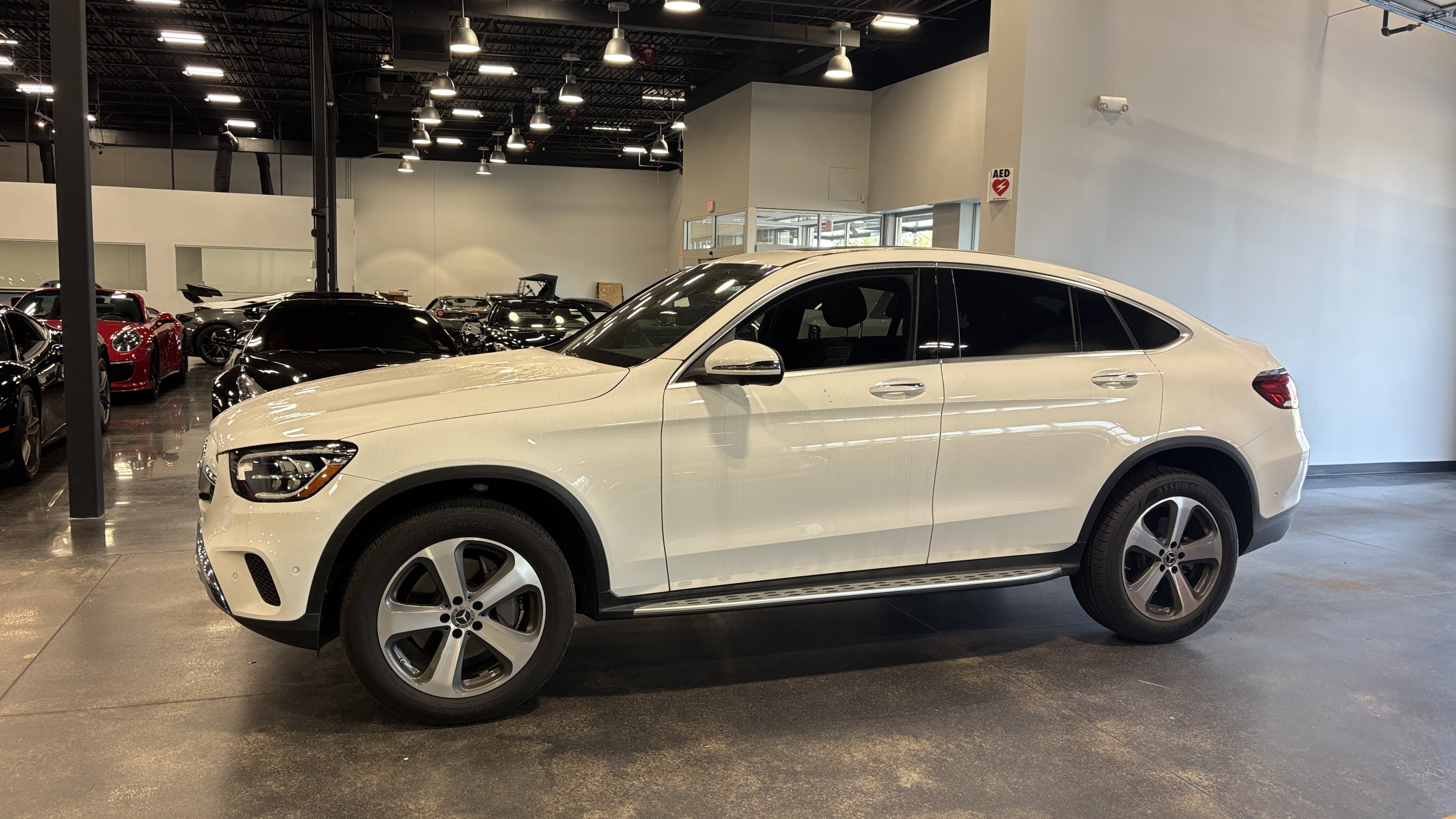 Used 2023 Mercedes-Benz GLC 300 4MATIC Coupe image 4