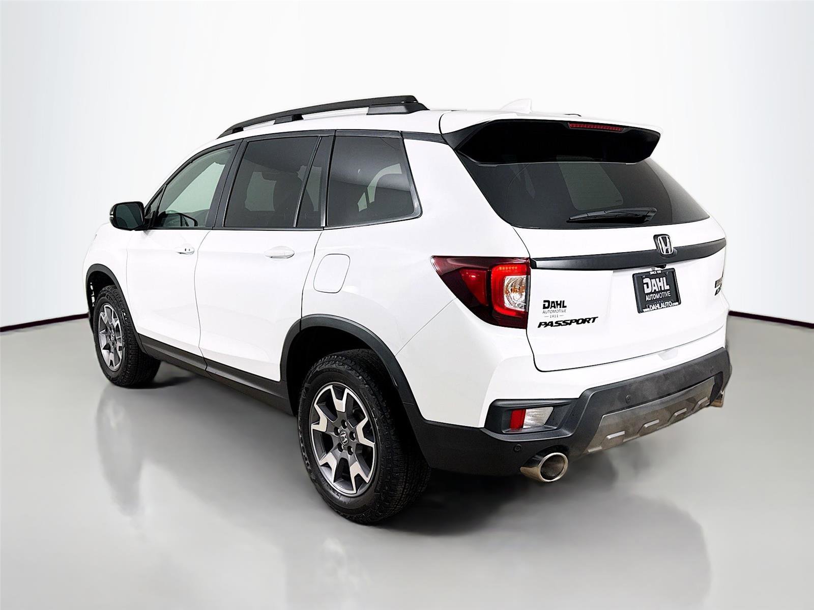 Used 2023 Honda Passport TrailSport image 10
