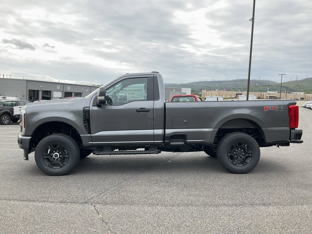 New 2026 Ford F250 XL image 28