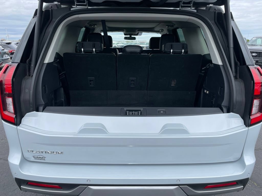 Used 2025 Ford Expedition Platinum AWD/4WD image 37
