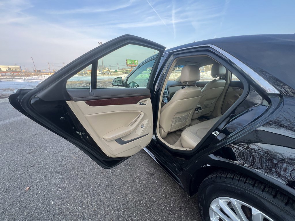 Used 2010 Cadillac CTS Luxury image 14