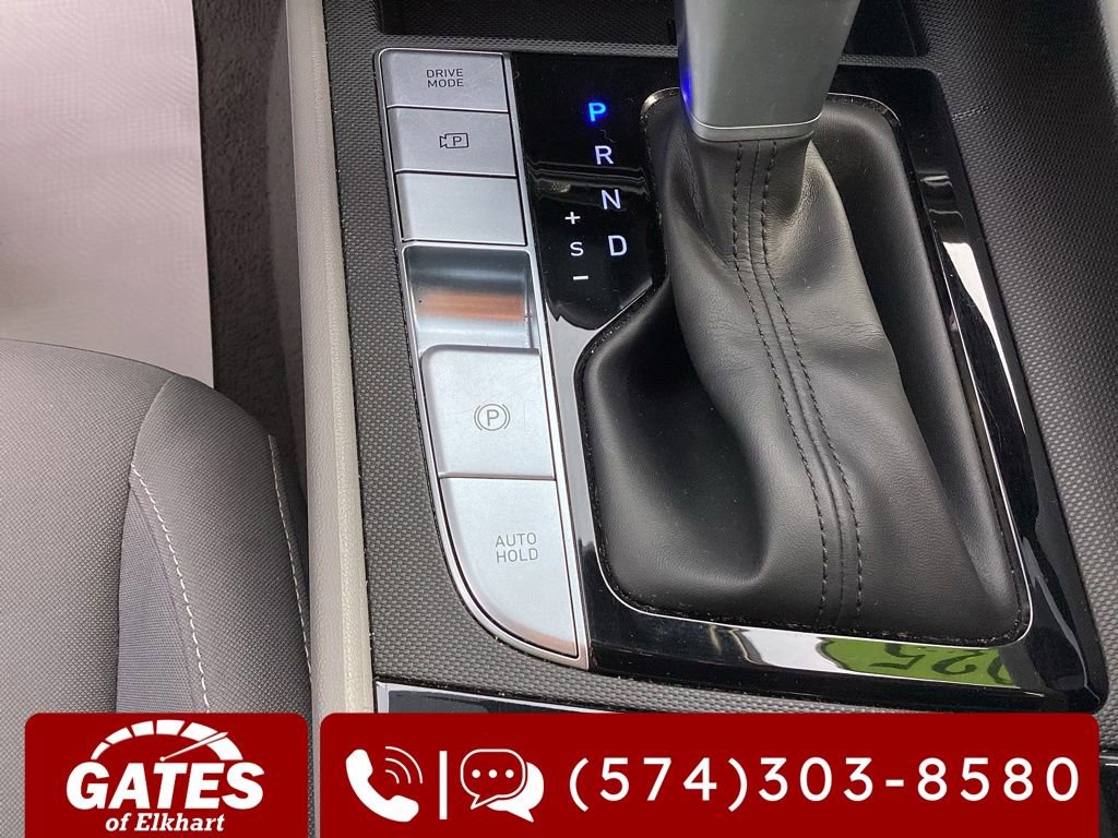 Used 2025 Hyundai Elantra SEL FWD image 30
