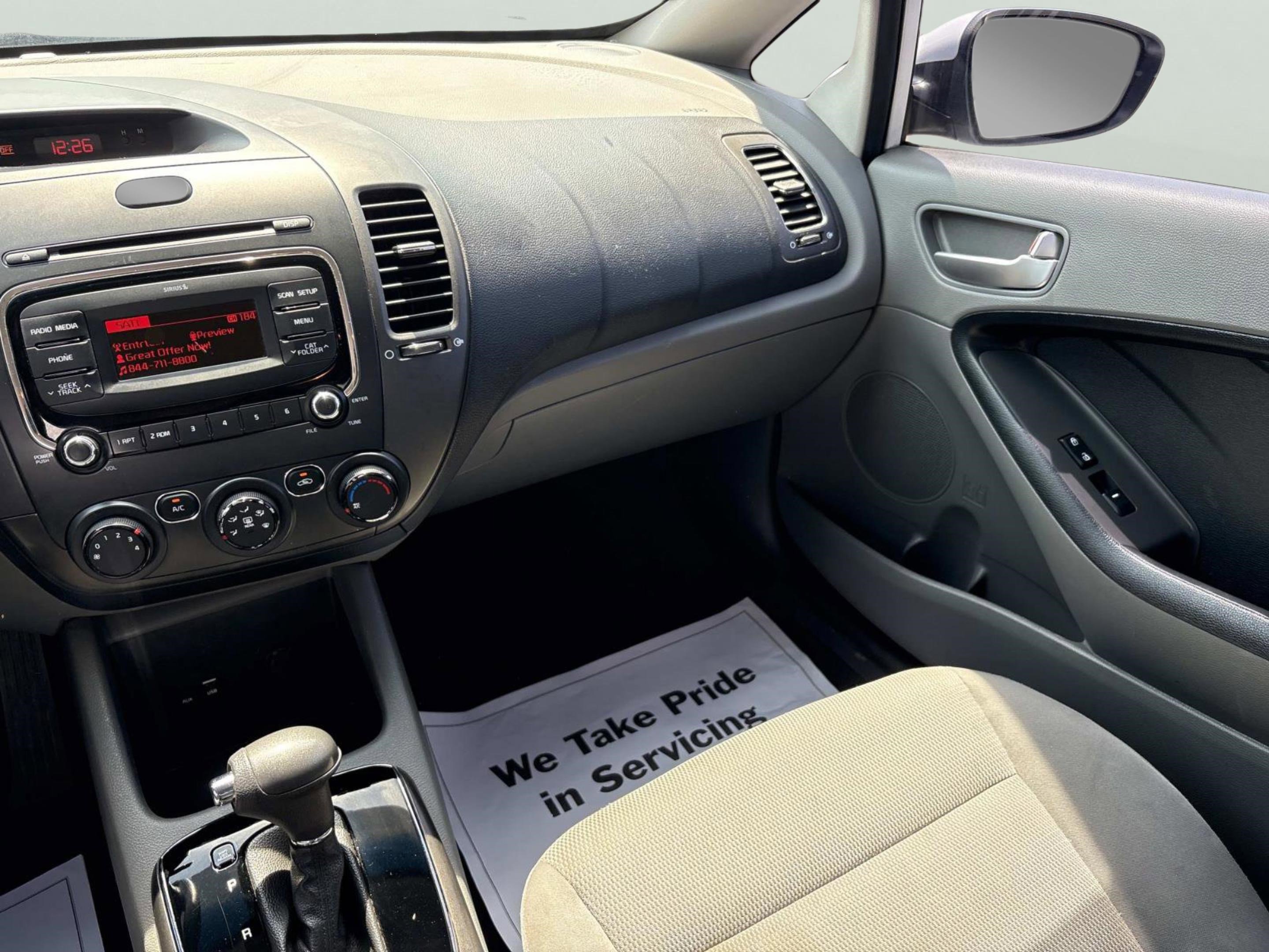 Used 2017 Kia Forte LX FWD image 10