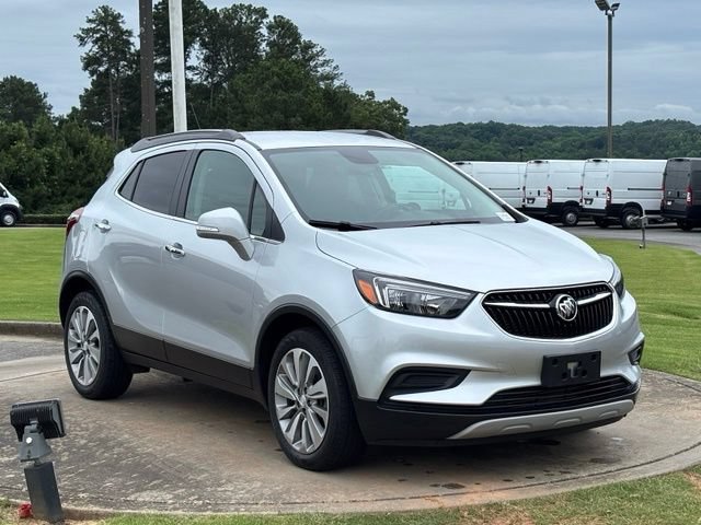 Used 2019 Buick Encore Preferred FWD image 1