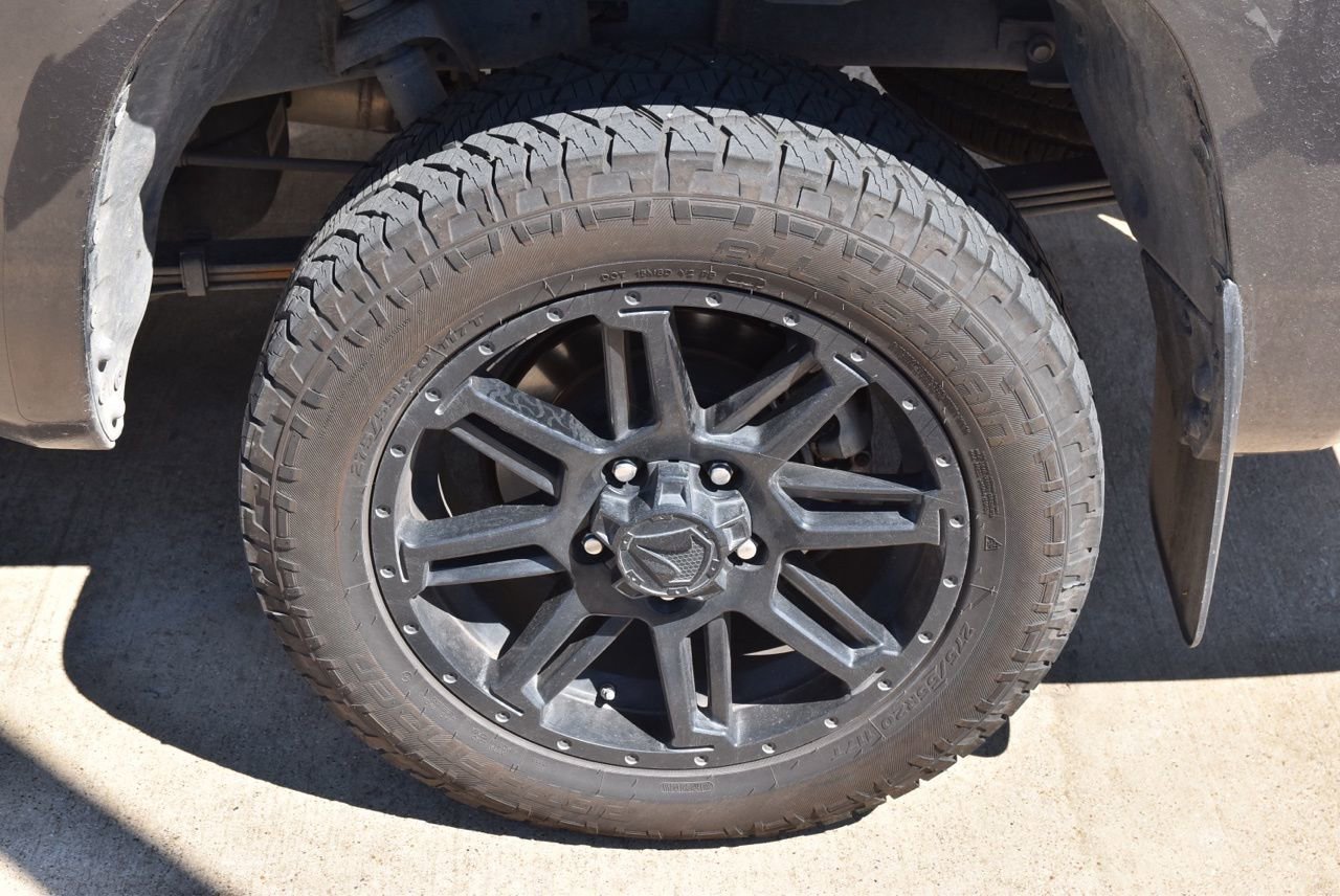 Used 2019 Toyota Tundra SR5 w/ SR5 Upgrade Package image 12